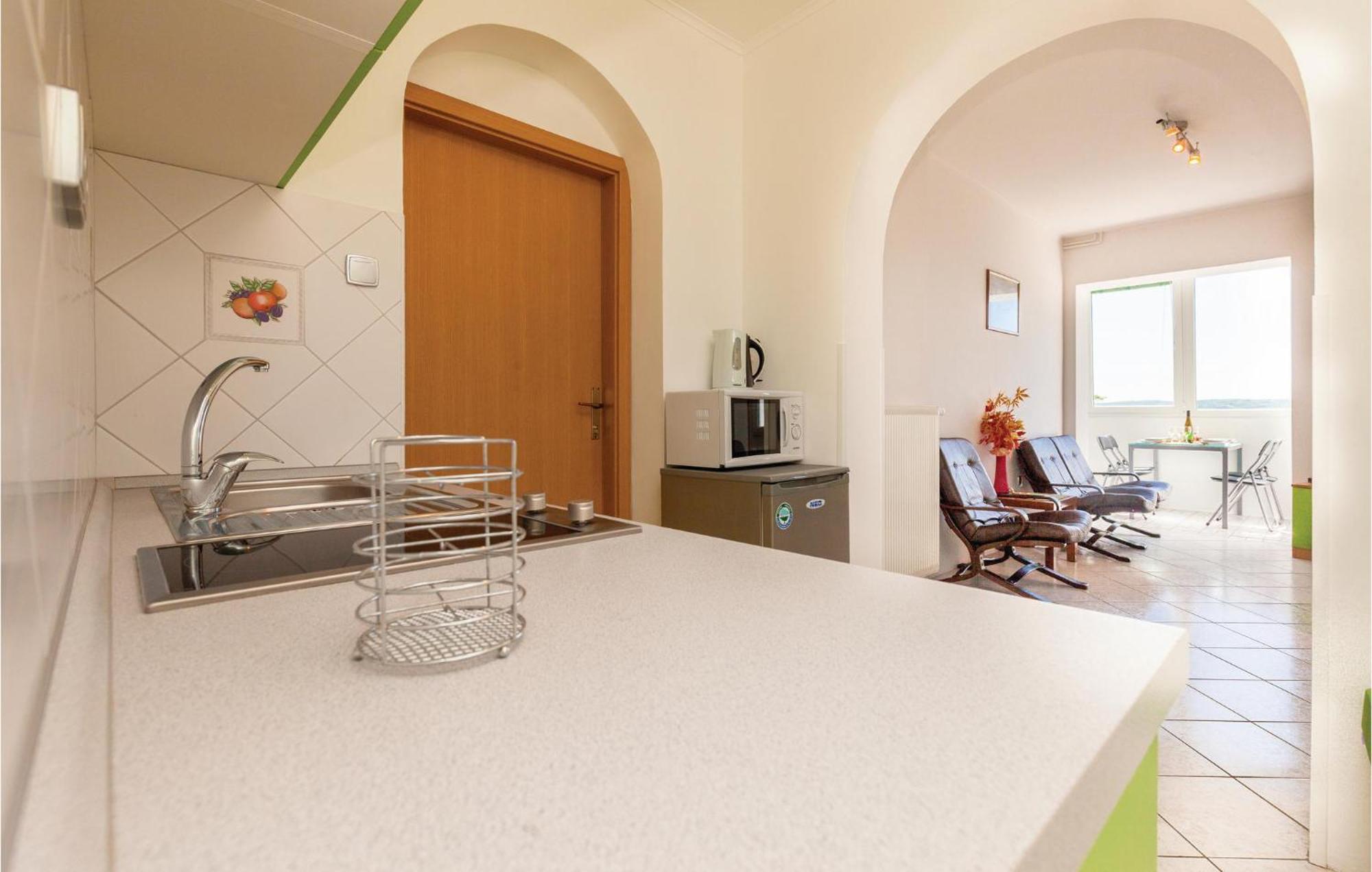 Beautiful Apartment In Crikvenica With Kitchen Dış mekan fotoğraf