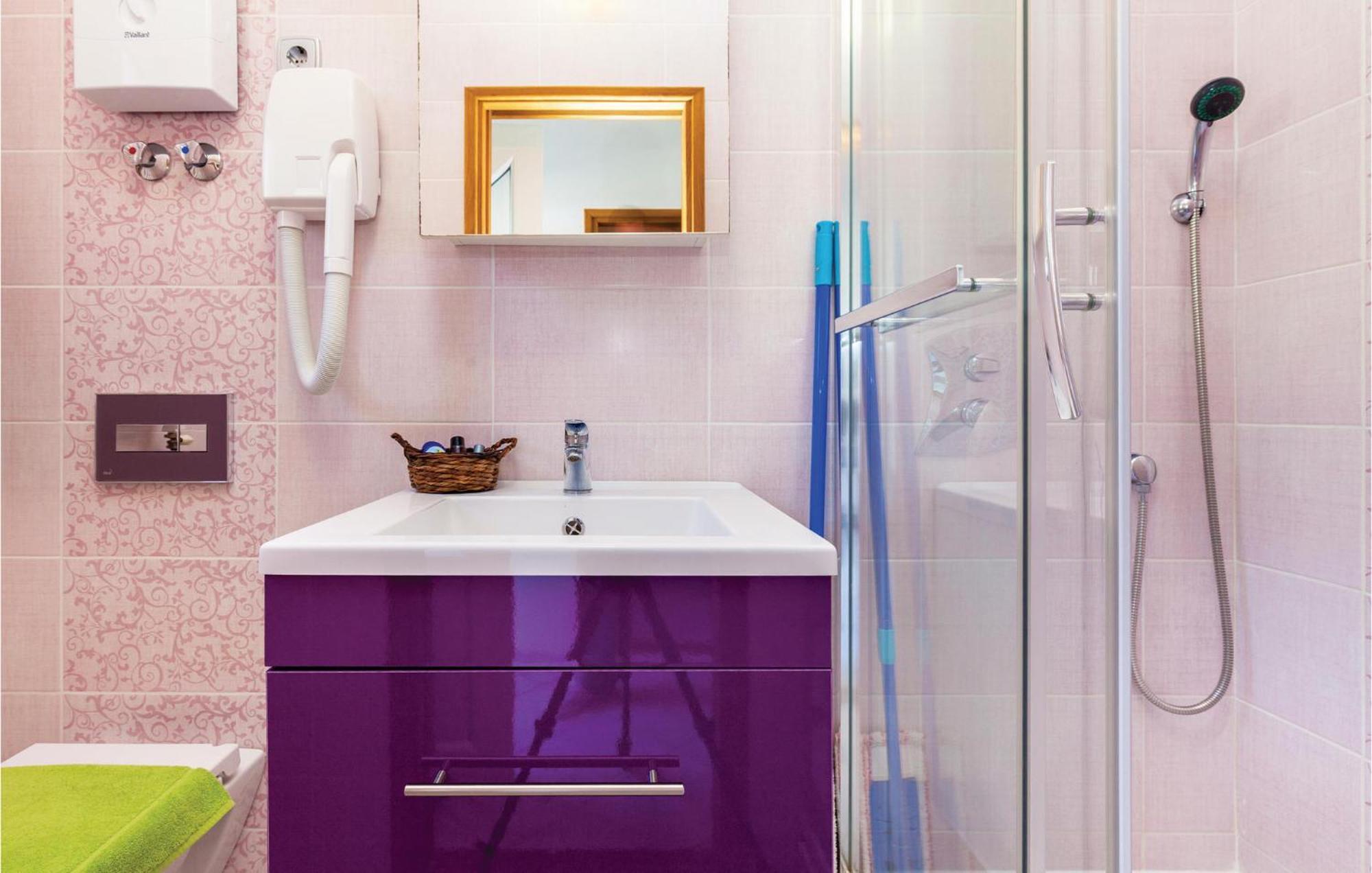 Beautiful Apartment In Crikvenica With Kitchen Dış mekan fotoğraf