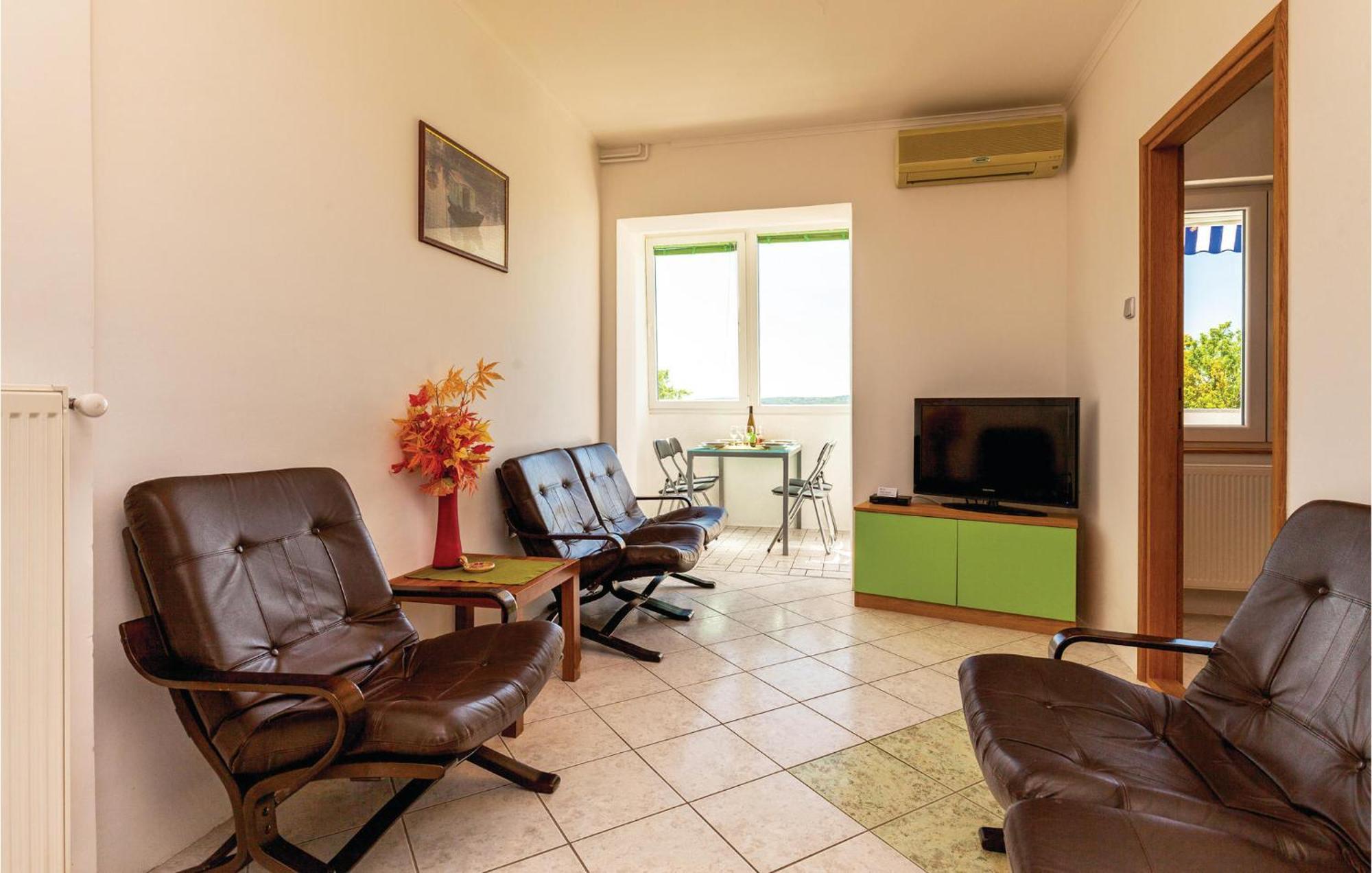 Beautiful Apartment In Crikvenica With Kitchen Dış mekan fotoğraf