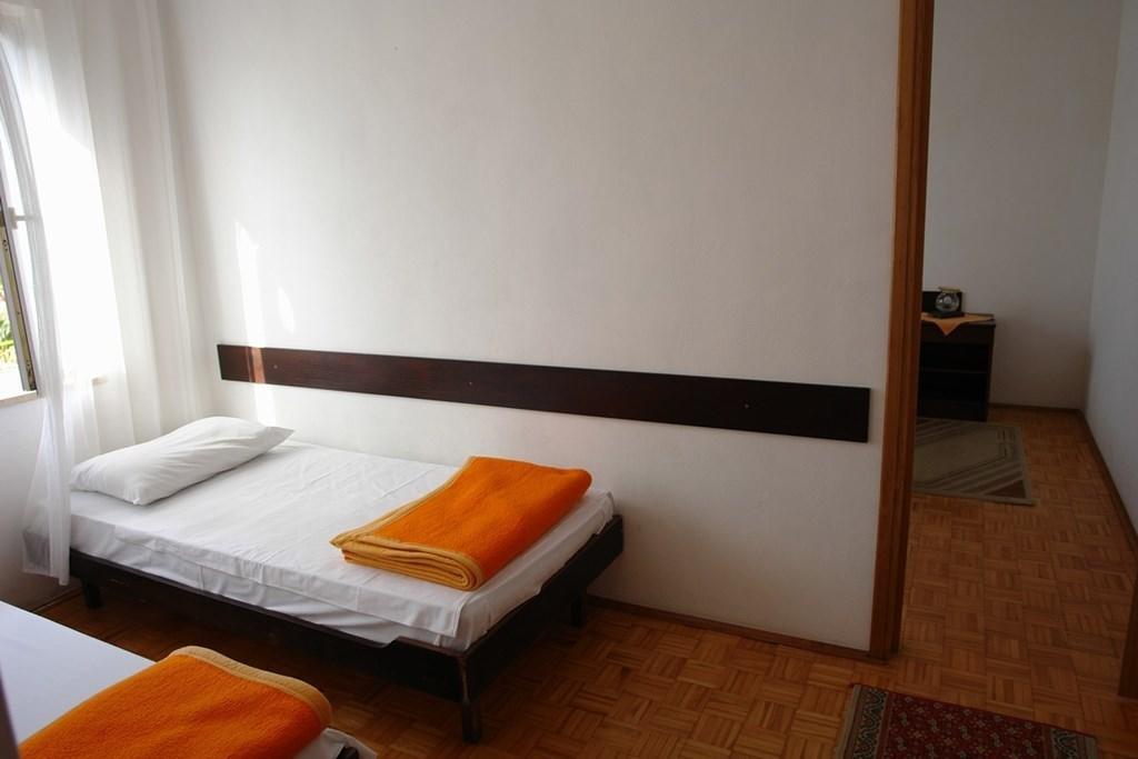 Beautiful Apartment In Crikvenica With Kitchen Oda fotoğraf